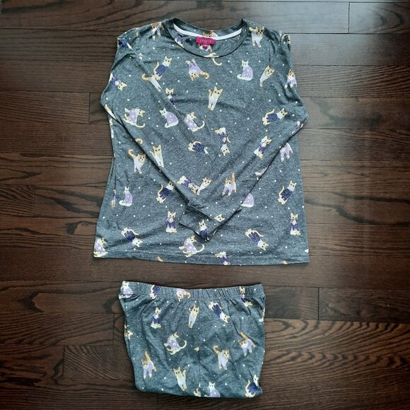 Cat patterned pajamas - M - Picture 1 of 9